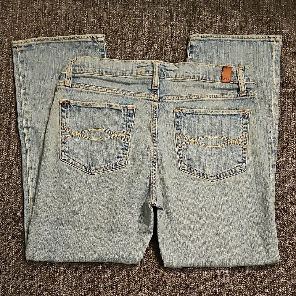 Abercrombie & Fitch Blue Ankle Cropped Jeans